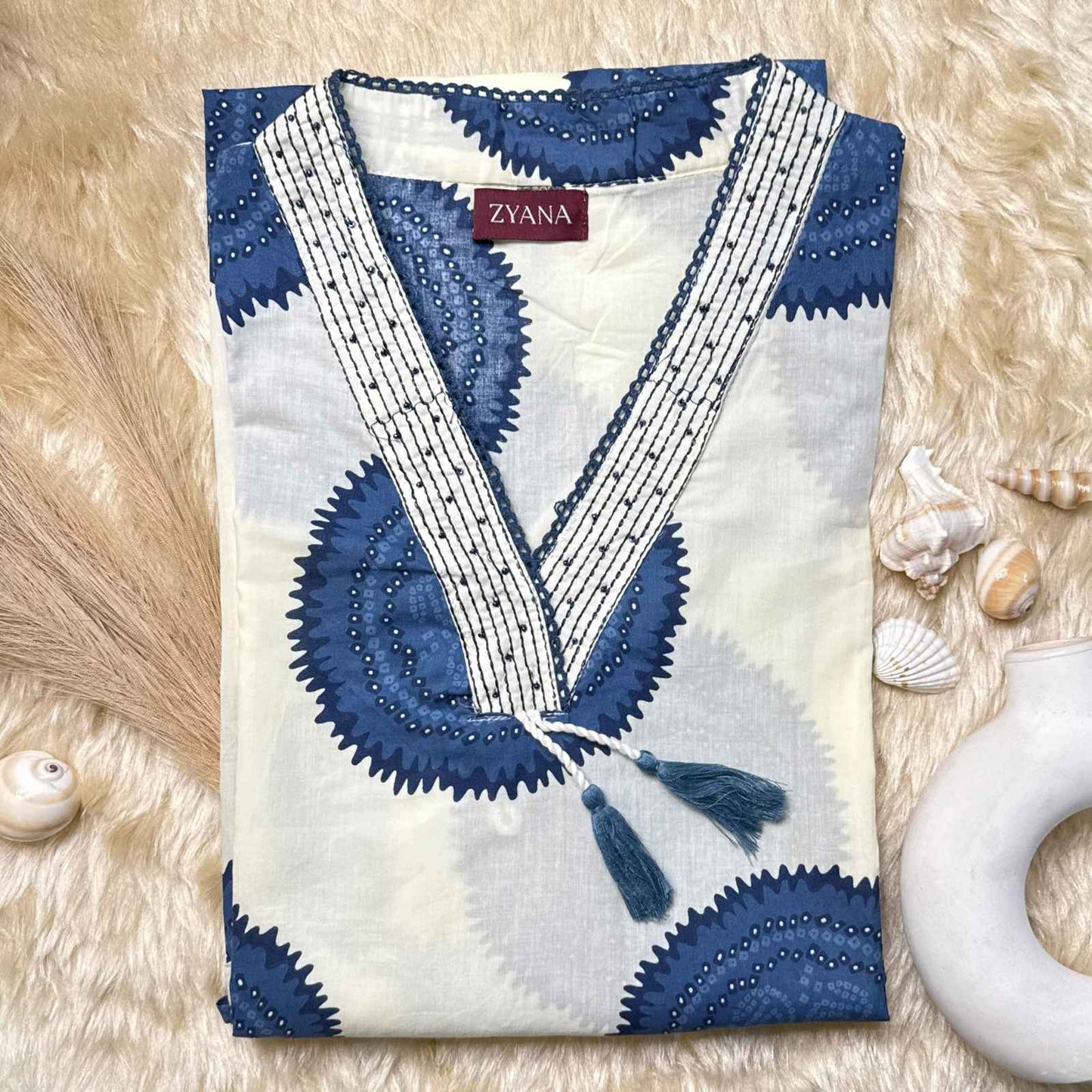 Off-White Blue Printed Kurta Set with V Neckline