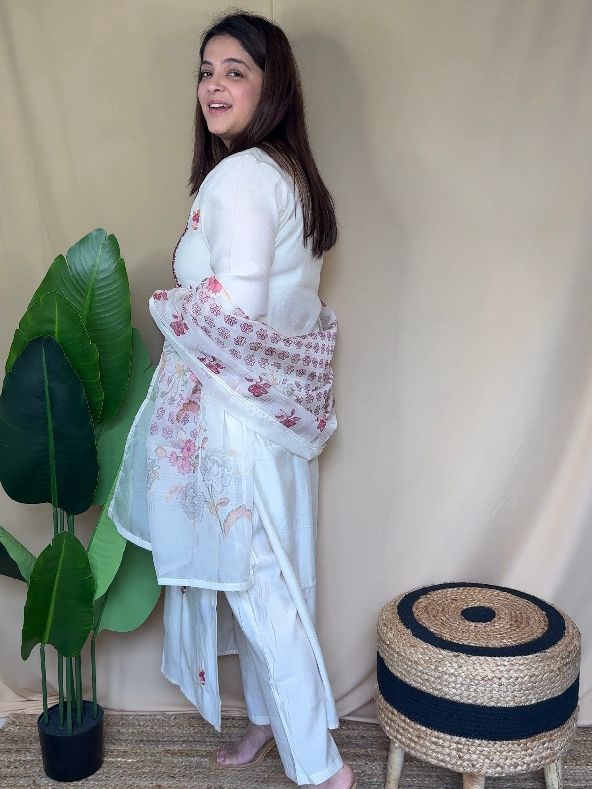 Off White Floral Embroidered Festive Kurta Set
