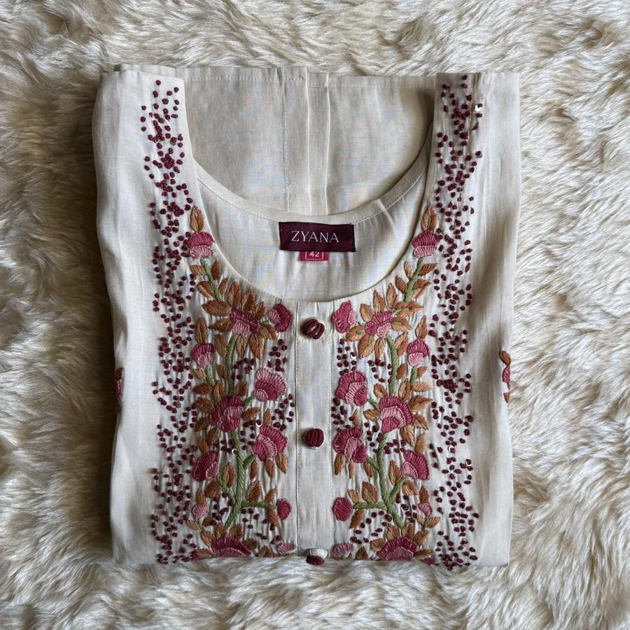 Off White Floral Embroidered Festive Kurta Set